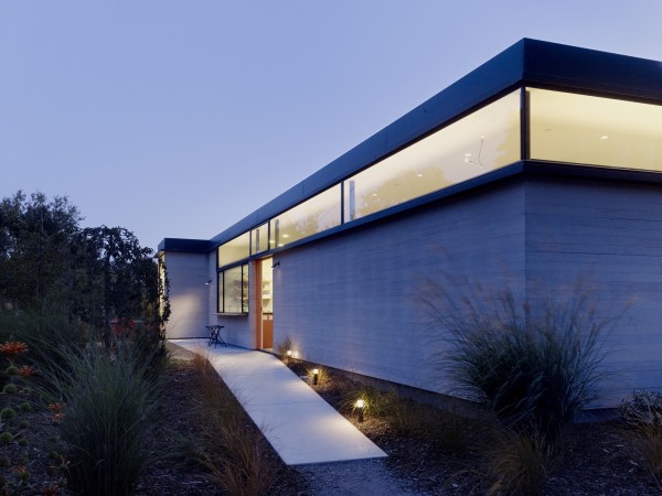 The Hydeaway House, Sonoma, designed by Schwartz and Architecture (Photography: Matthew Millman)