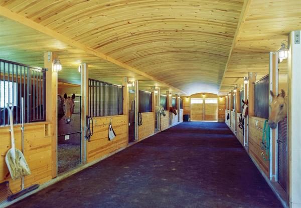 Barn with horses. (Photo courtesy of Sotheby's International Realty)