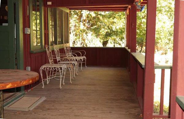 Front porch. (Photo courtesy of Pacific Union International)