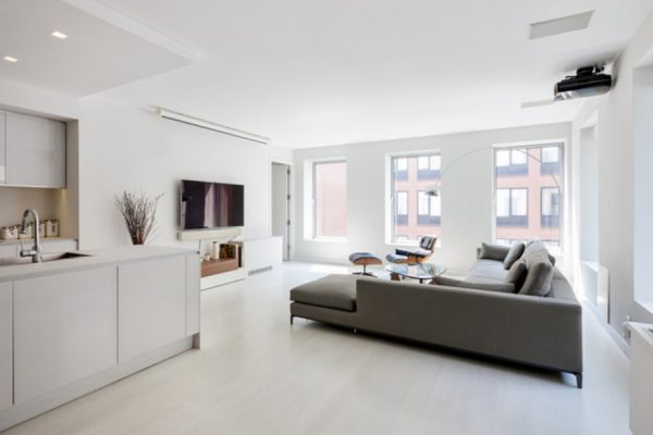 The interior of Kaepernick’s new TriBeCa condo in NYC. (Photo courtesy of mansionglobal.com) 