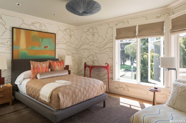 Bedroom. (Photo courtesy of Venture Sotheby's Int'l Realty)