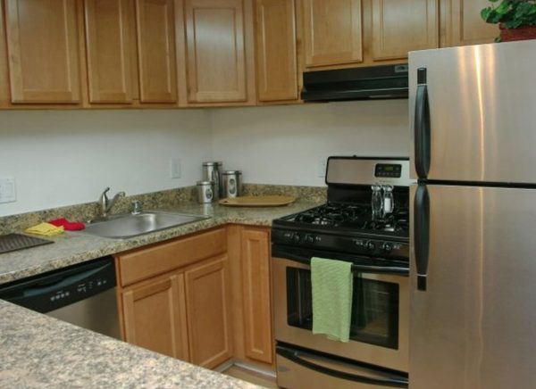Kitchen (Photo courtesy of Alliance Residential Company)